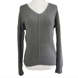 Ruby Moon v neck sweater sage green tight knit size medium